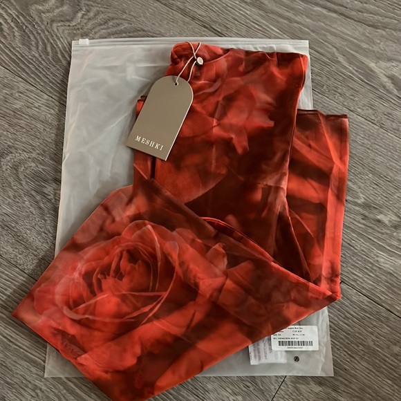 Meshki Strapless Mesh Dress Aphrodite - Oversized Rose Print - Picture 3 of 3